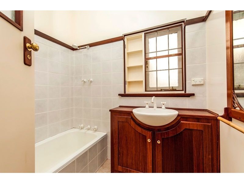 95 Crowther Street, Bayswater WA 6053