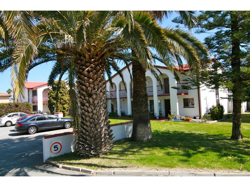 Unit 10/25 Falkirk Avenue, Maylands WA 6051