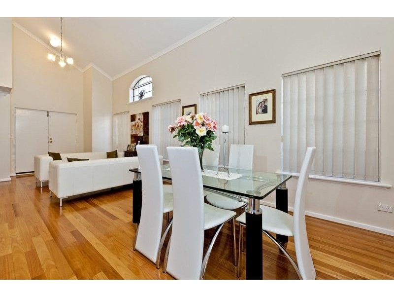 12 Clearwater Way, Ascot WA 6104