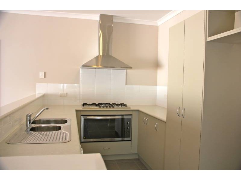 10 Maurice Street, Embleton WA 6062