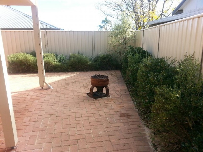 10 Maurice Street, Embleton WA 6062