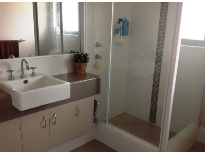 10 Maurice Street, Embleton WA 6062