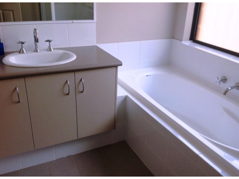 10 Maurice Street, Embleton WA 6062