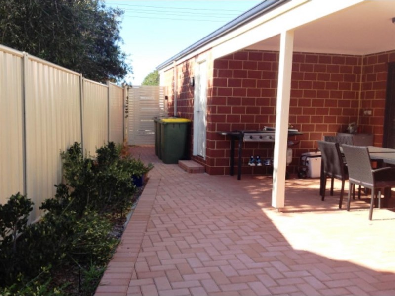 10 Maurice Street, Embleton WA 6062