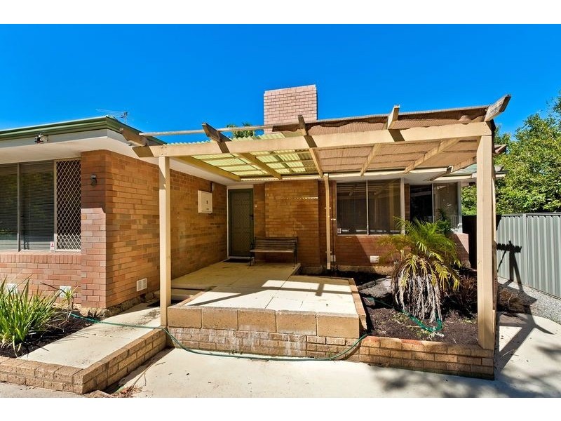 5 Harewood Street, Forrestfield WA 6058