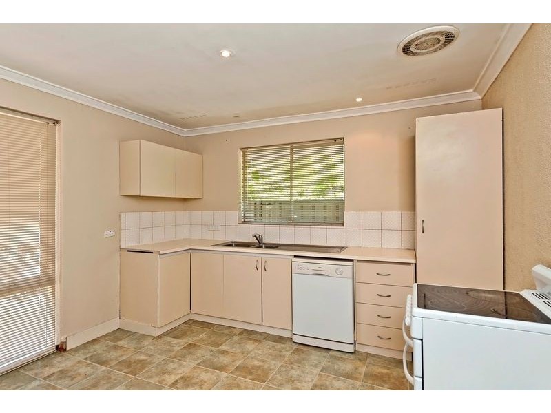 5 Harewood Street, Forrestfield WA 6058