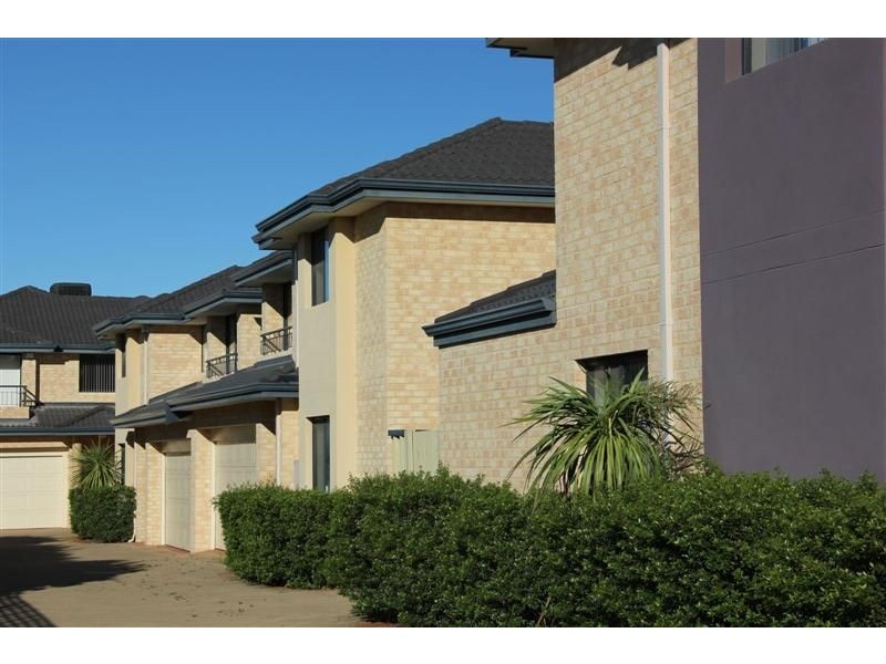 28B Pearl Road, Cloverdale WA 6105