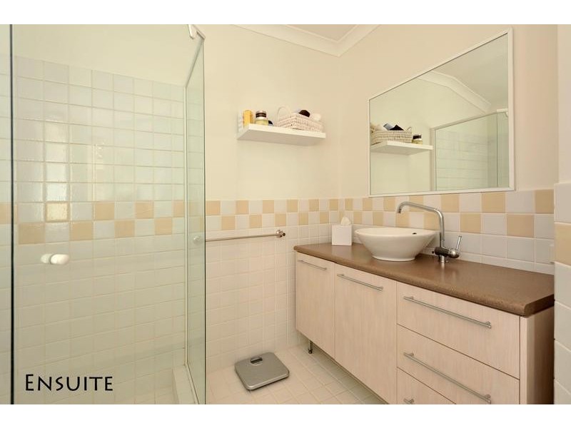 9 Boyd Close, South Guildford WA 6055