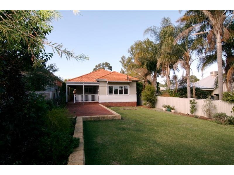 34 Hayward Street, Bayswater WA 6053