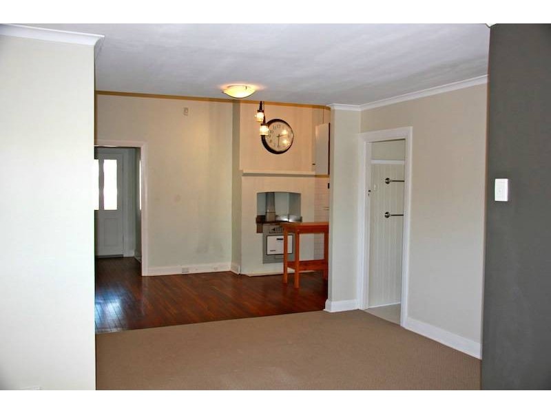 6 Anzac Street, Bayswater WA 6053