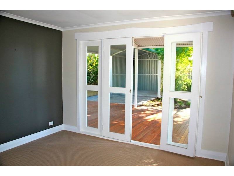 6 Anzac Street, Bayswater WA 6053