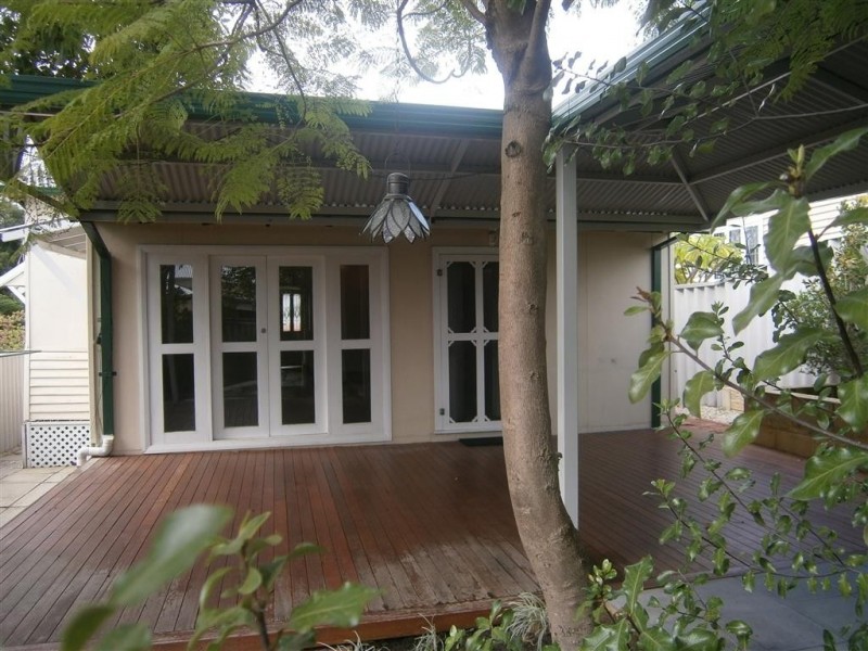 6 Anzac Street, Bayswater WA 6053