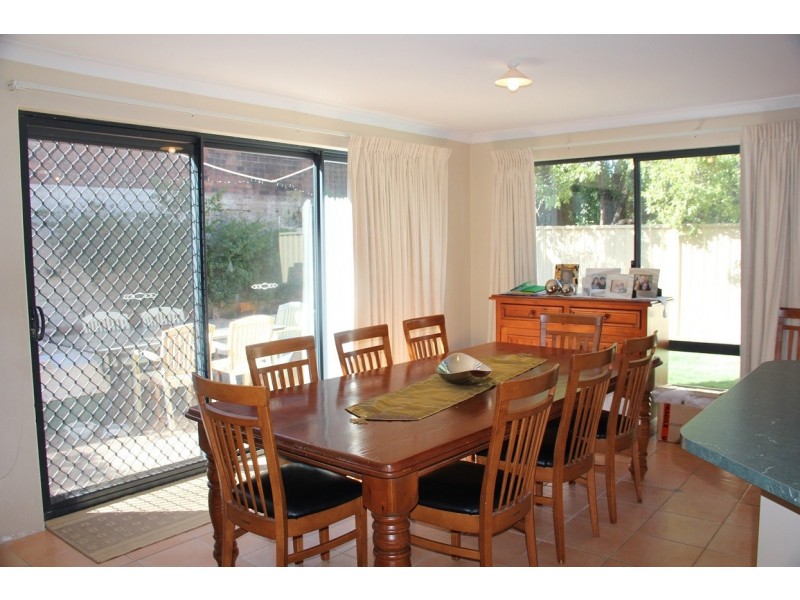 8 Hill Street, Bayswater WA 6053