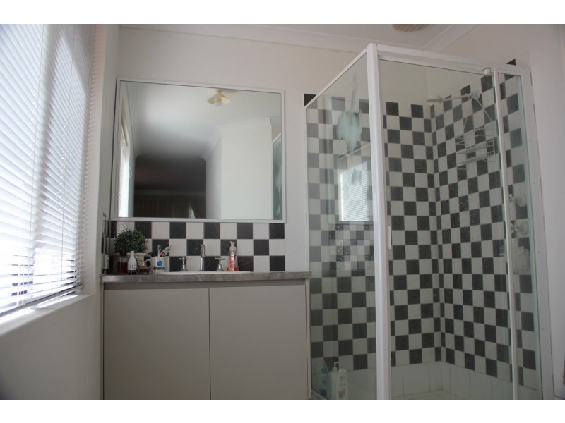 8 Hill Street, Bayswater WA 6053