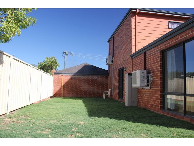 8 Hill Street, Bayswater WA 6053