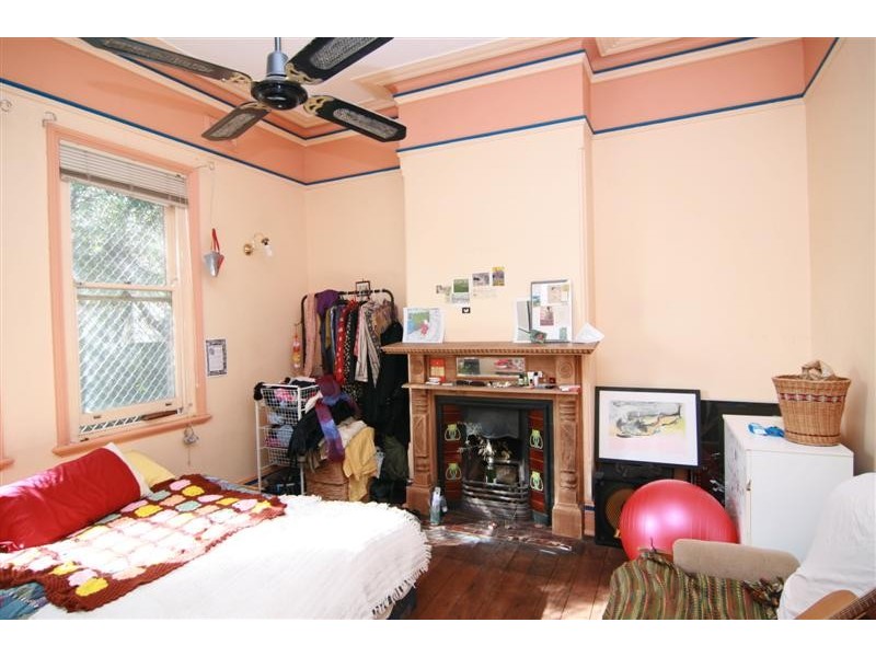 140 Railway Parade, Bayswater WA 6053