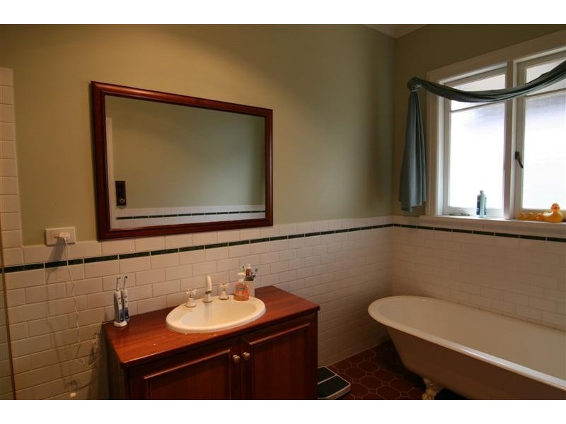 9 Arundel Street, Bayswater WA 6053