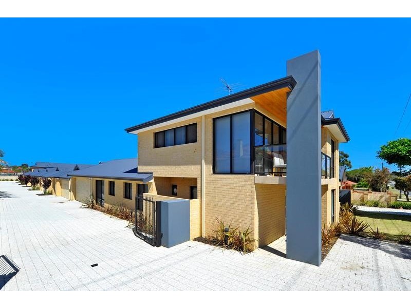 1/6 Roberts Street, Bayswater WA 6053