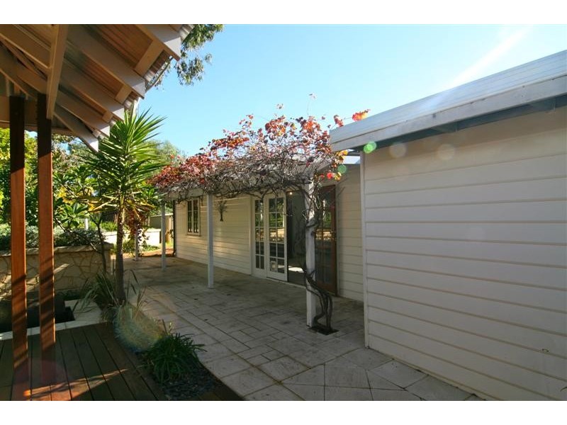 10 Anzac Street, Bayswater WA 6053
