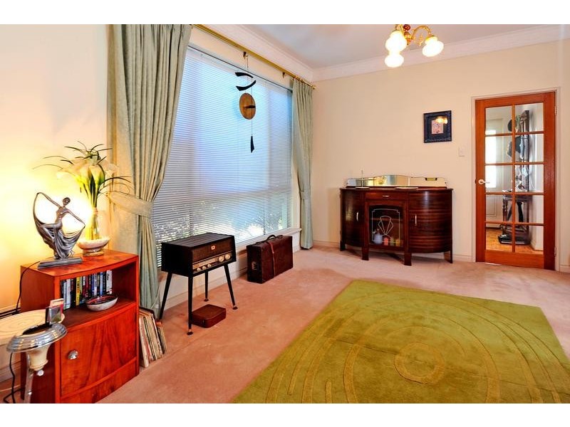 2 Rain Place, Bayswater WA 6053