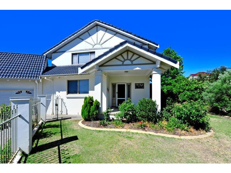 2 Rain Place, Bayswater WA 6053