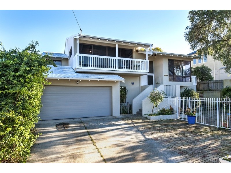 26 Gilbert Street, Bayswater WA 6053