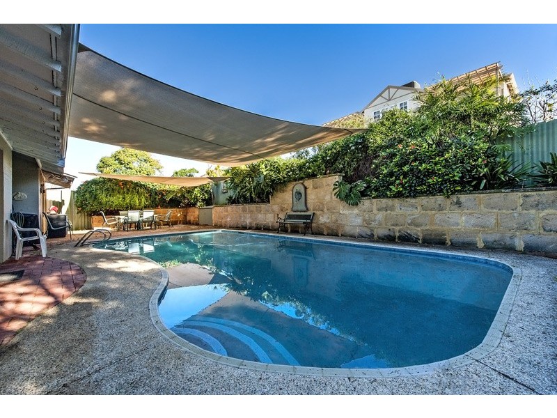 26 Gilbert Street, Bayswater WA 6053