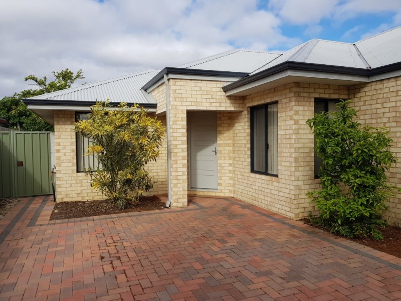 25A Grand Promenade, Bayswater WA 6053
