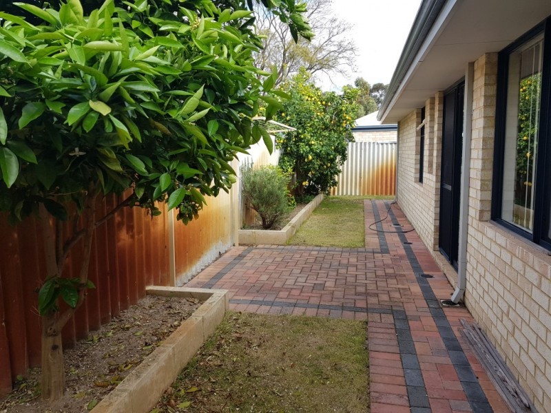25A Grand Promenade, Bayswater WA 6053