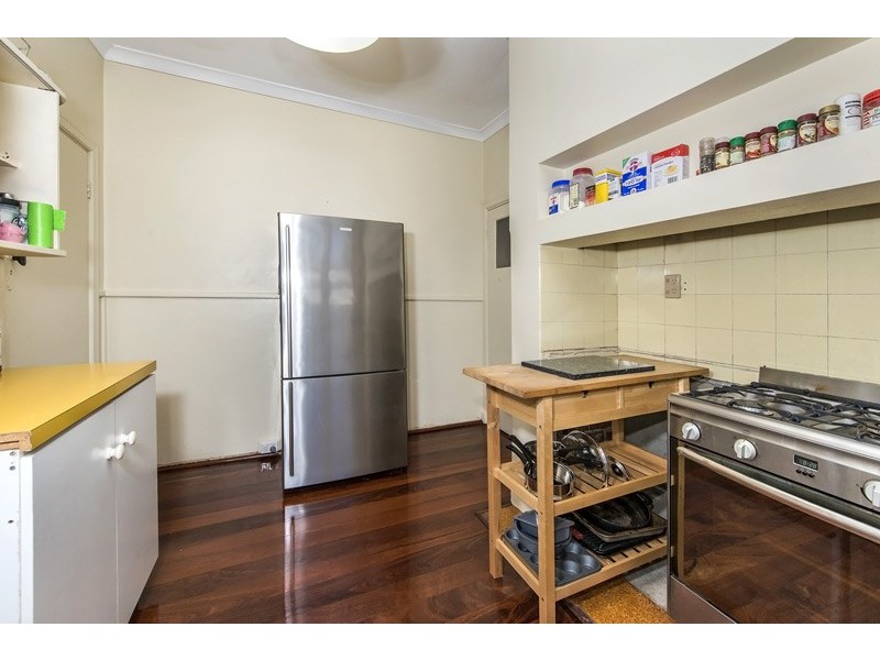 15 Gilbert Street, Bayswater WA 6053