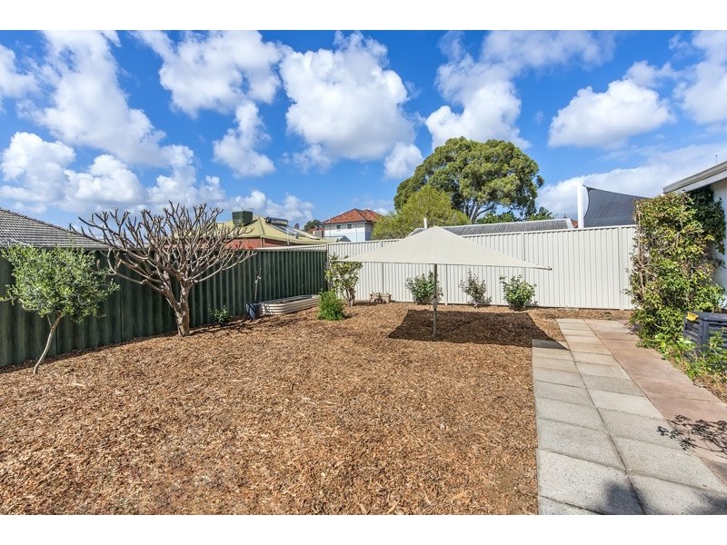 15 Gilbert Street, Bayswater WA 6053