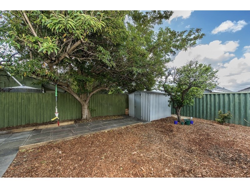 15 Gilbert Street, Bayswater WA 6053