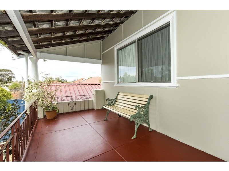 17 Avenell Road, Bayswater WA 6053