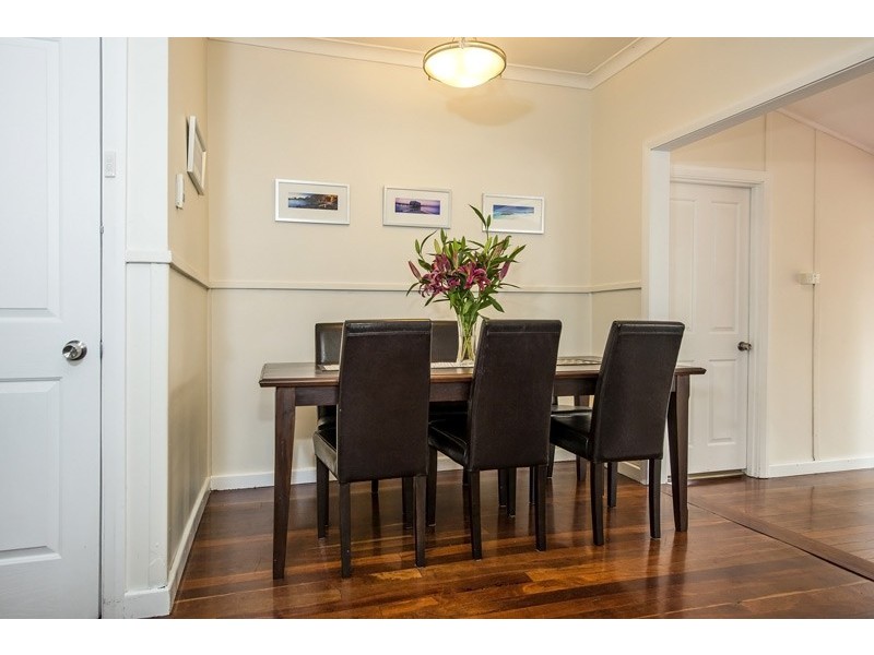 17 Avenell Road, Bayswater WA 6053