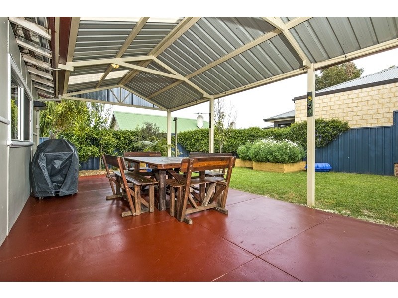 17 Avenell Road, Bayswater WA 6053