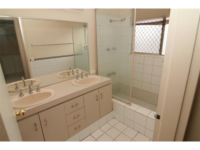 5 Harewood Street, Forrestfield WA 6058