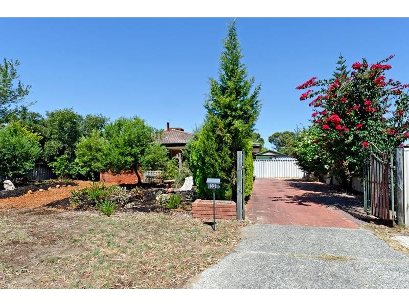 33 Hadleigh Way, Girrawheen WA 6064