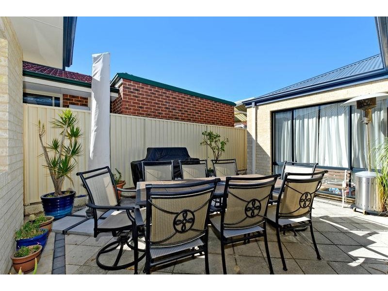8 Digwood Close, Bayswater WA 6053
