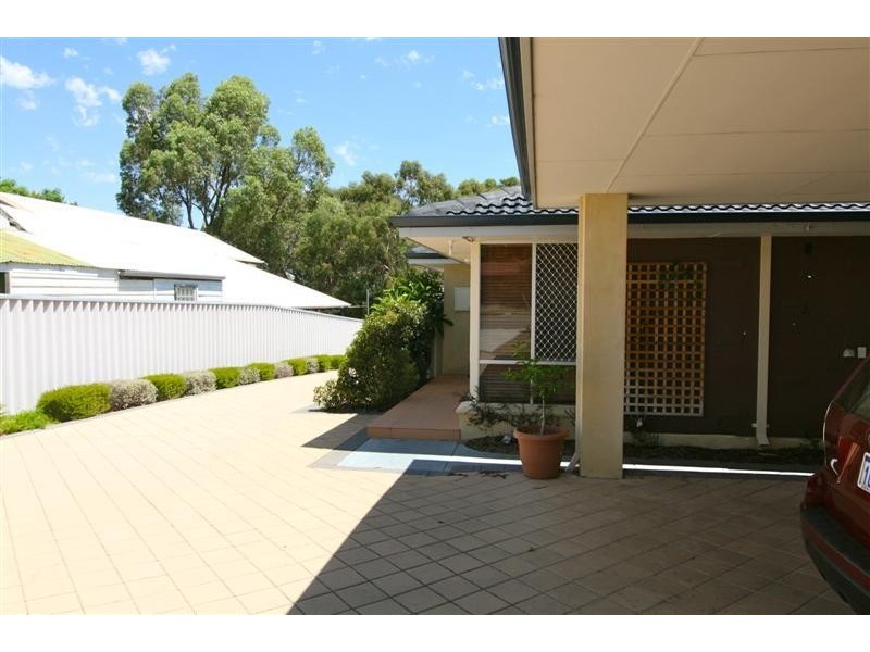 41 May Street, Bayswater WA 6053