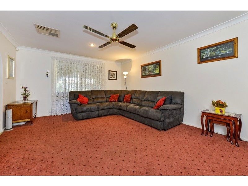 43 Mallee Way, Forrestfield WA 6058