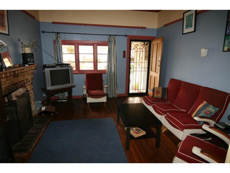 19 Wholley Street, Bayswater WA 6053