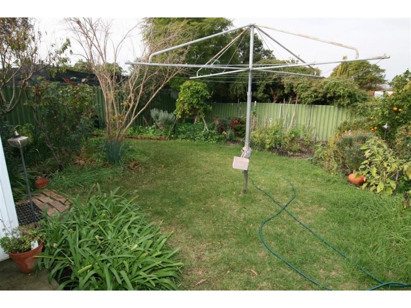 19 Wholley Street, Bayswater WA 6053