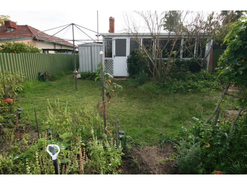 19 Wholley Street, Bayswater WA 6053