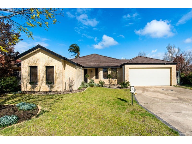 2 Messina Grove, Ellenbrook WA 6069