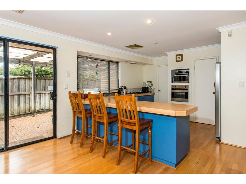 2 Messina Grove, Ellenbrook WA 6069
