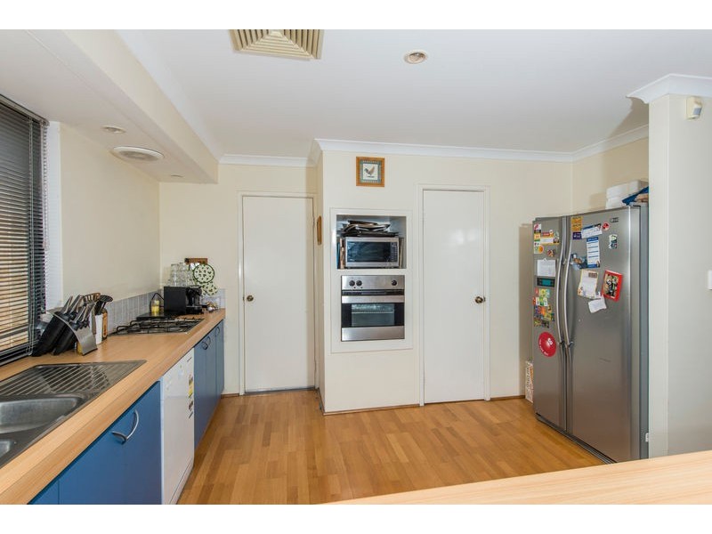 2 Messina Grove, Ellenbrook WA 6069