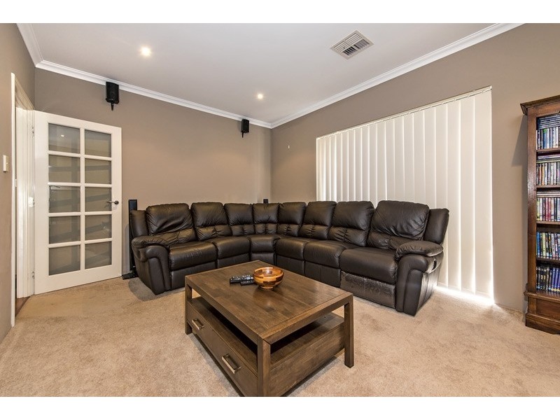 44 Babington Crescent, Bayswater WA 6053