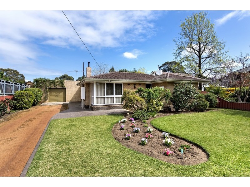 12 Parnell Parade, Bassendean WA 6054