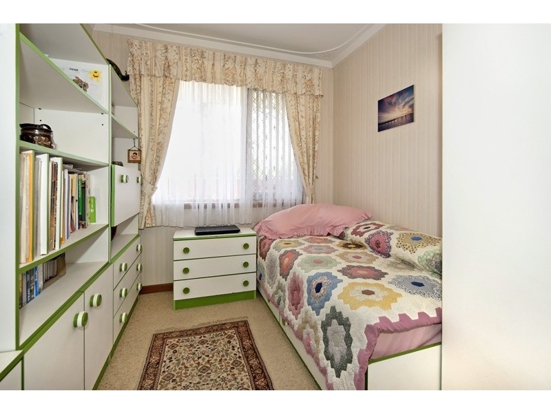 12 Parnell Parade, Bassendean WA 6054