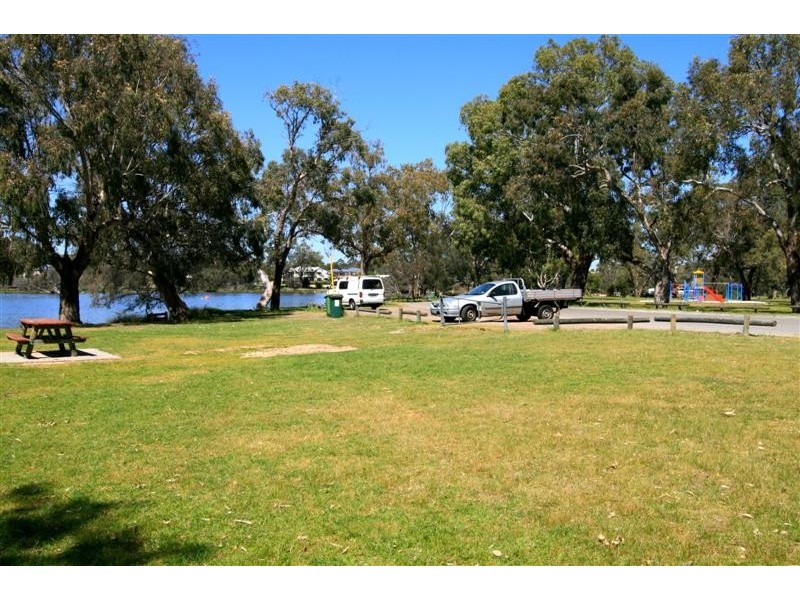 76 Katanning Street, Bayswater WA 6053